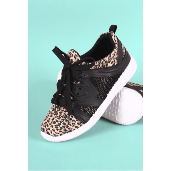 5⭐️BEST SELLER Slip On Leopard Sneaker - Picture 3 of 6